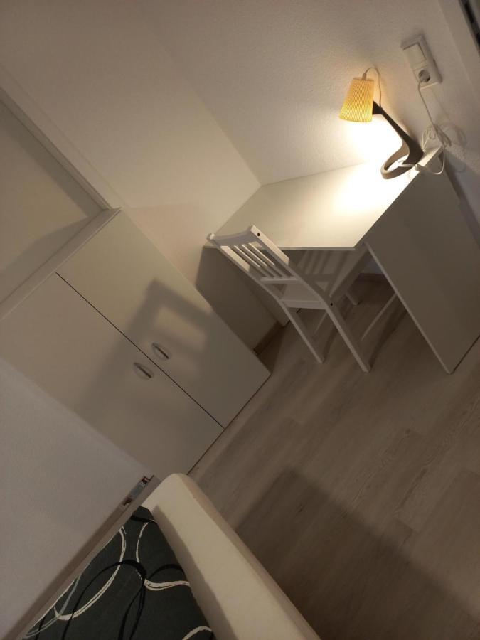 Séjour chez l'habitant Hoteliving Duisburg-moers *
